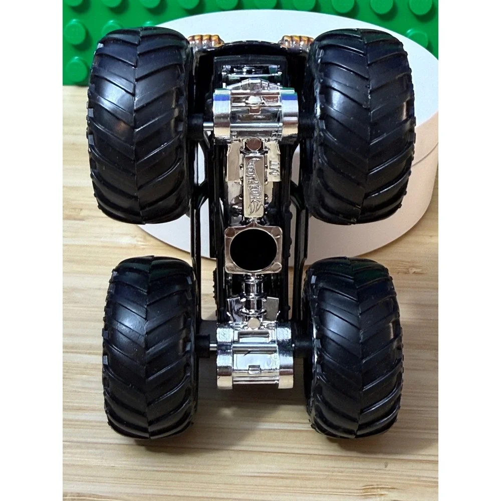Hot Wheels Monster Trucks Samson 1:64 Scale Die-Cast Purple Black Patrick Logo